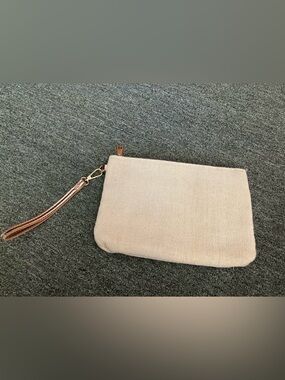 Wristlet
